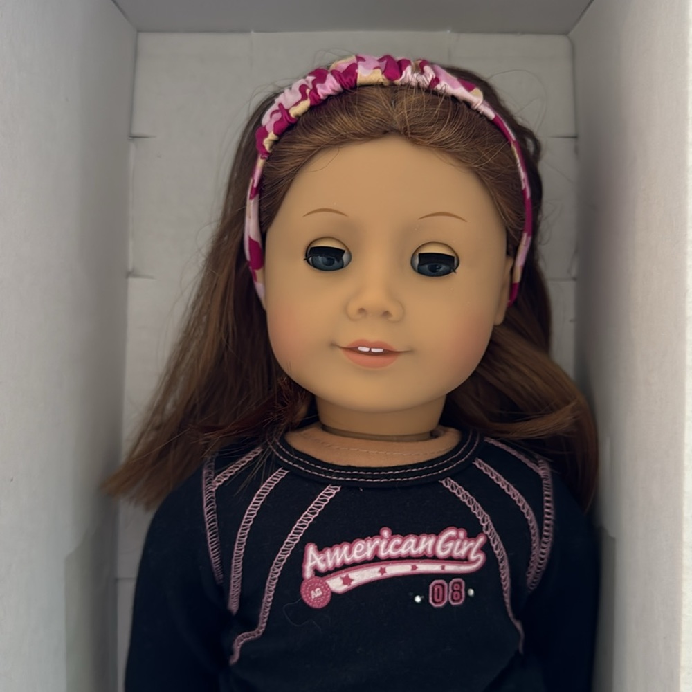 American Girl Doll Emily With Original Box - Picture 2 of 6